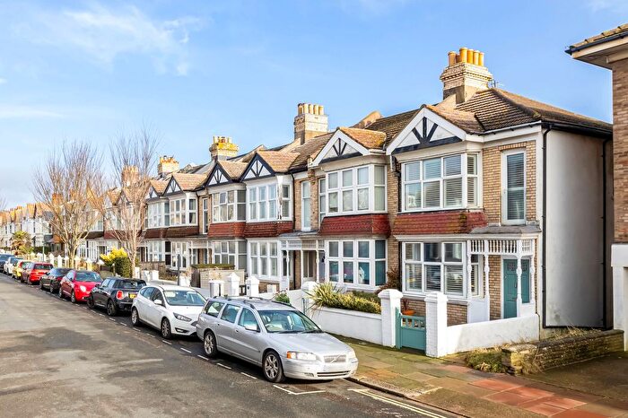 3 Bedroom End Of Terrace House For Sale In St. Leonards Road, Hove, BN3