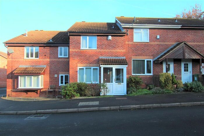 2 Bedroom Terraced House To Rent In Perryfields Close, Redditch, B98