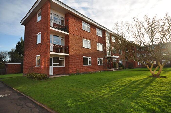 2 Bedroom Flat To Rent In Brookhurst Court, Beverley Road, Leamington Spa, CV32