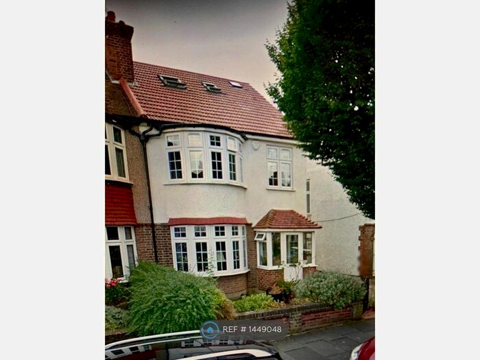 4 Bedroom Semi-Detached House To Rent In Clitherow Avenue, London, W7