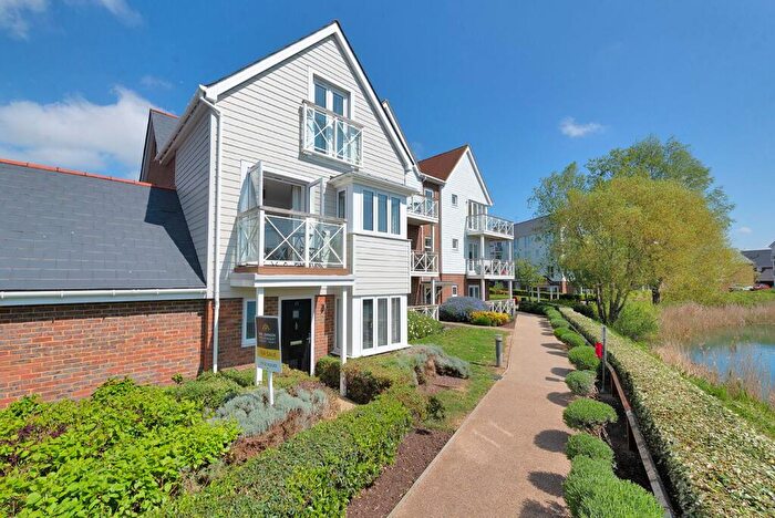 4 Bedroom Detached House For Sale In Twelve Acres Road, Snodland, Kent, ME6