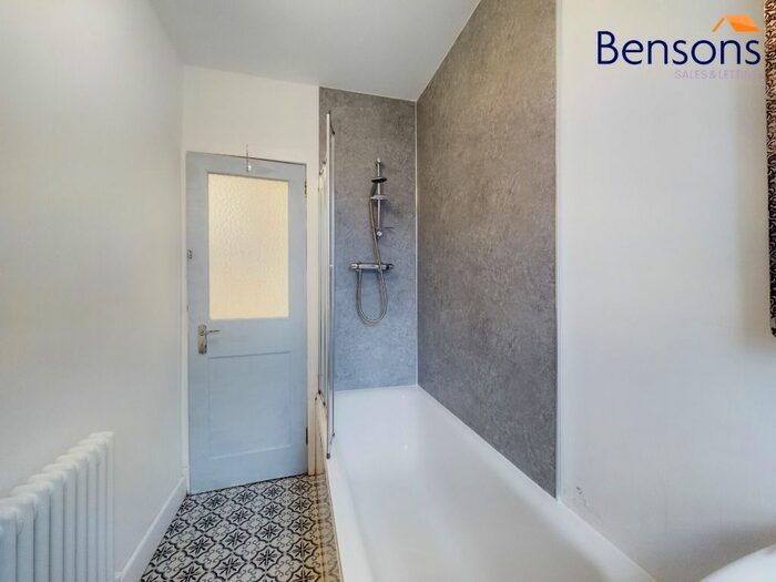 3 Bedroom Flat To Rent In Great Western Road, West End, Glasgow, G13