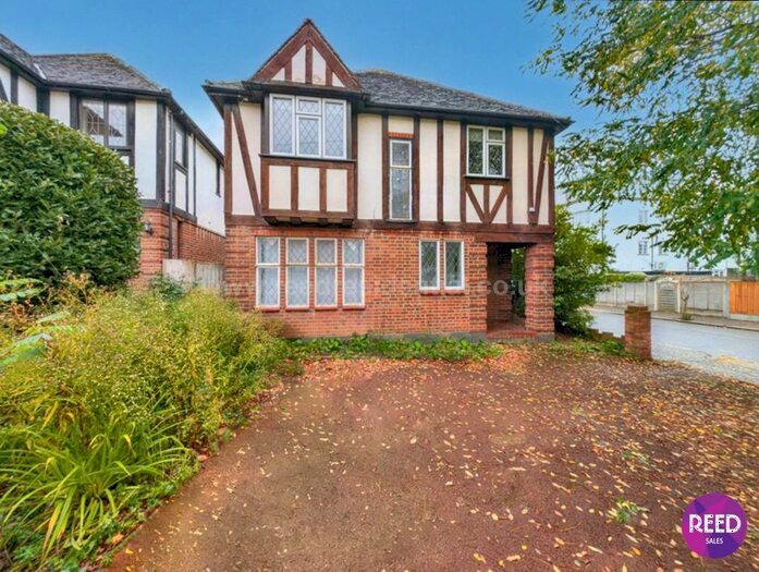 1 Bedroom Flat To Rent In Canewdon Road, Westcliff On Sea, SS0