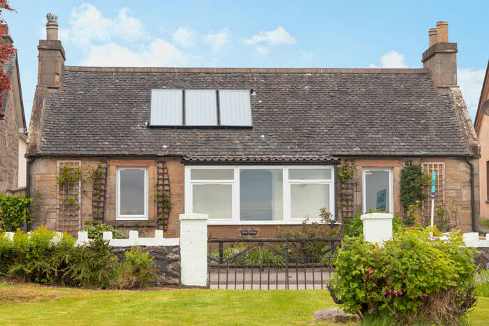 2 Bedroom Cottage For Sale In Saltburn, Invergordon, IV18