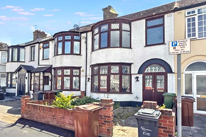 3 Bedroom Terraced House For Sale In Shirley Gardens, Barking, Essex, IG11