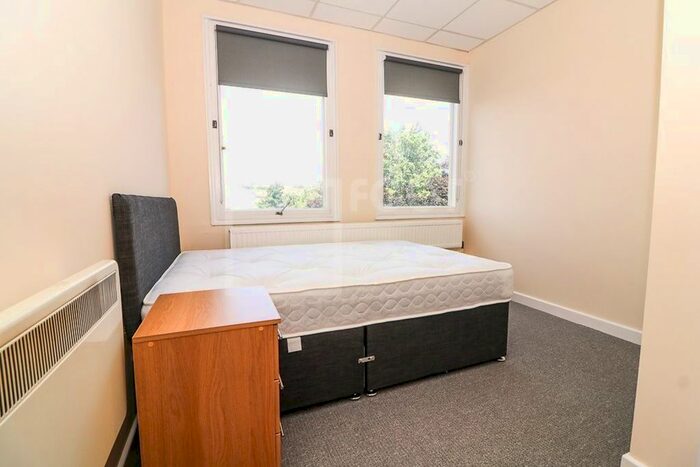 Studio To Rent In Colonnade House, Sunbridge Road, BD1