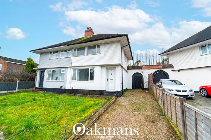 3 Bedroom Semi Detached House For Sale In Umberslade Road, Selly Oak, Birmingham, West Midlands, B29