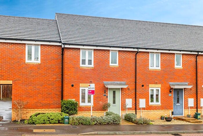 3 Bedroom End Of Terrace House For Sale In Hassocks Gate, Hassocks, BN6