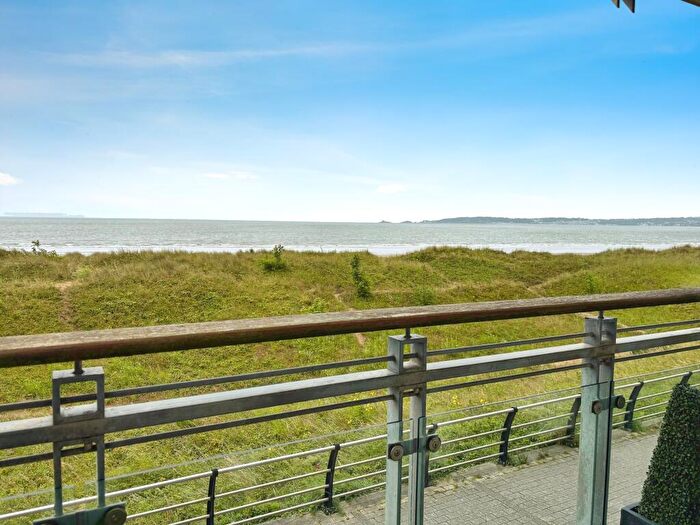 2 Bedroom Flat To Rent In Fishermans Way, Maritime Quarter, Swansea, SA1