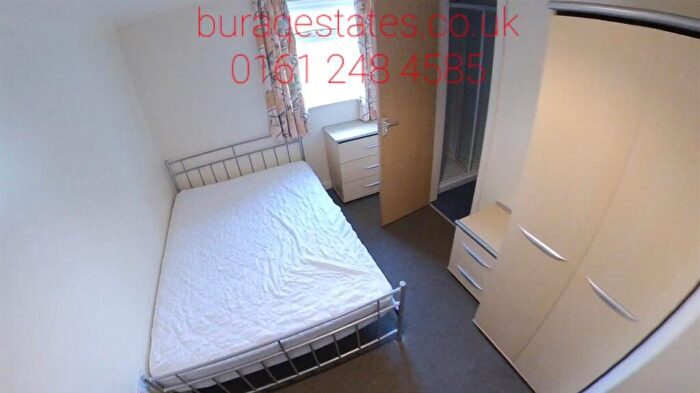 7 Bedroom House To Rent In Longford Place, Manchester, M14