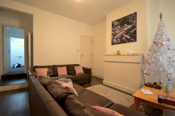 5 Bedroom Terraced House To Rent In Student Property - Selly Oak, Birmingham, B29