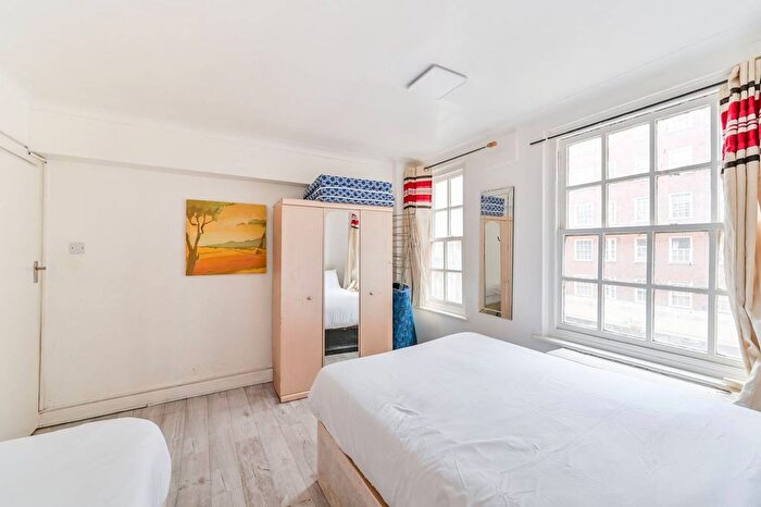 1 Bedroom Flat To Rent In Edgeware Road, Hyde Park Estate, W2