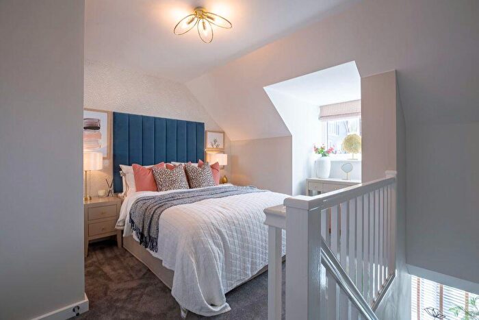 3 Bedroom Semi Detached House For Sale In Perrybrook Road, Brockworth, GL3