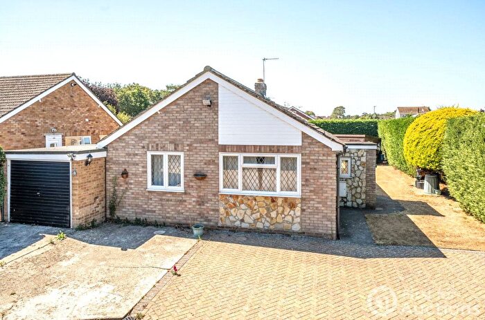 3 Bedroom Bungalow For Sale In Samsons Road, Brightlingsea, Colchester, CO7