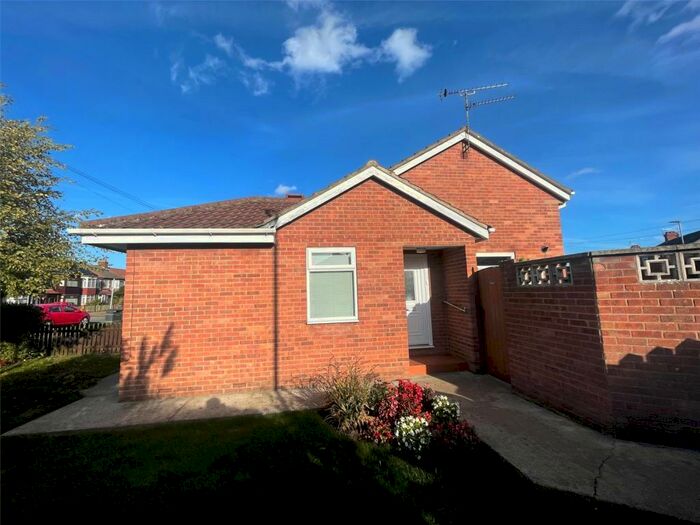 2 Bedroom Bungalow To Rent In Fairfield Road, Hull, East Yorkshire, HU5