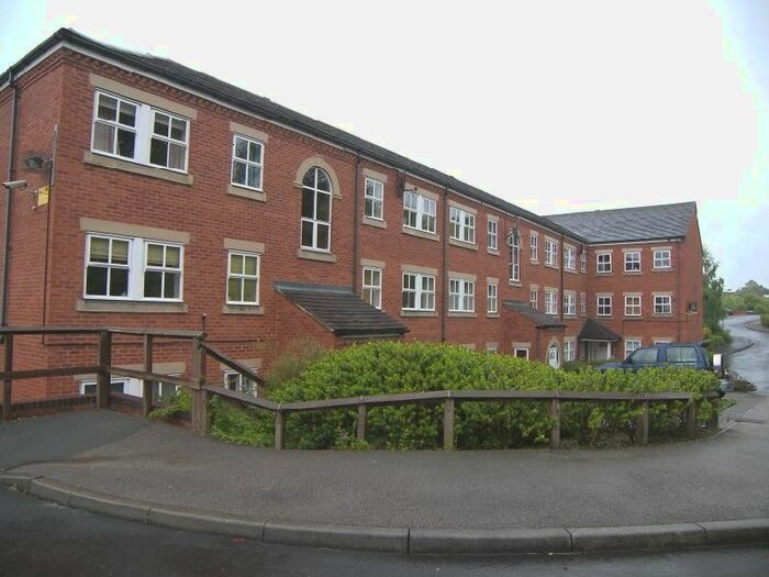 2 Bedroom Flat To Rent In The Cricketers, Kirkstall, Leeds, West Yorkshire, LS5