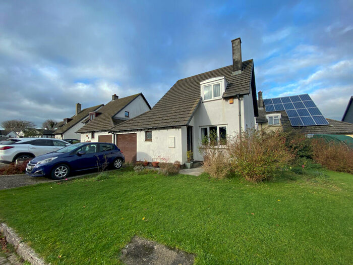 3 Bedroom Detached House For Sale In Bradworthy, EX22