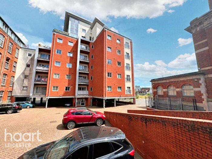 2 Bedroom Apartment For Sale In Junior Street, Leicester, LE1