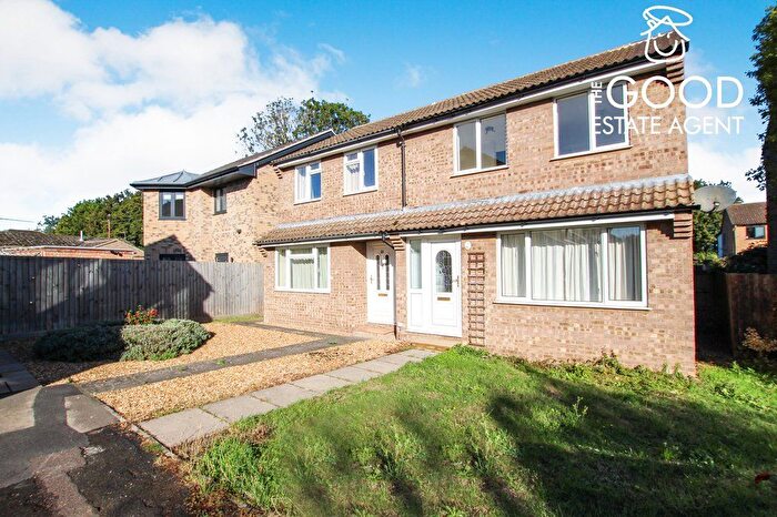 3 Bedroom Semi-Detached House To Rent In Northfield Park, Soham, CB7