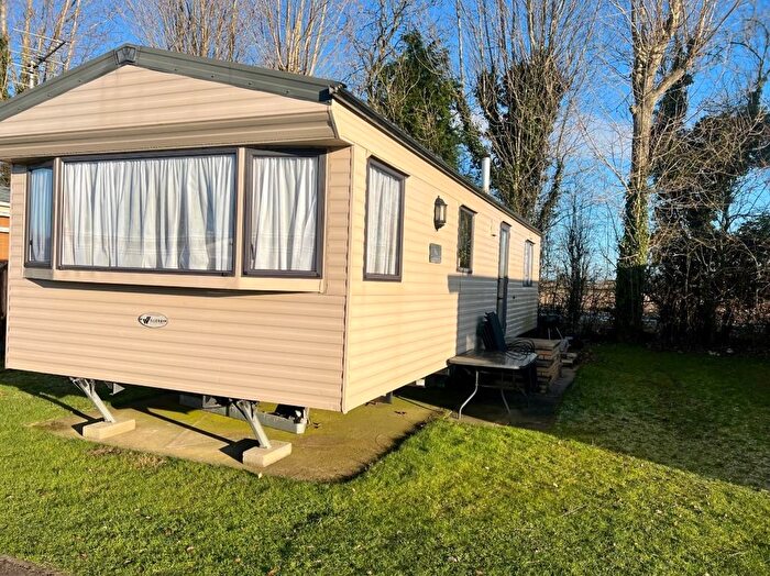 2 Bedroom Park Home For Sale In Hutton Sessay, Thirsk, YO7