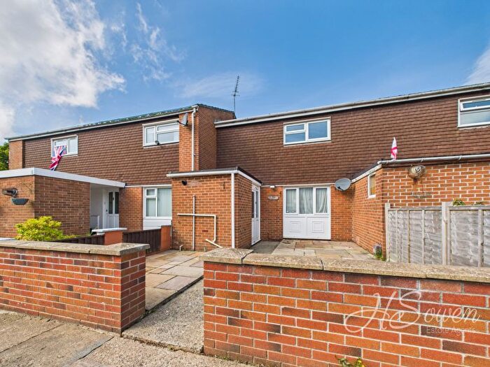 2 Bedroom Terraced House To Rent In Roberts Close, Torquay, TQ2
