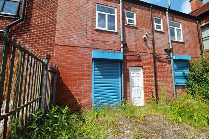 1 Bedroom Flat To Rent In Bedroom Flat To Rent, Rochdale, OL11