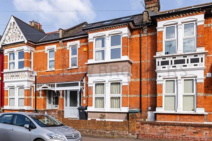 5 Bedroom House To Rent In Vincent Road, London, E4