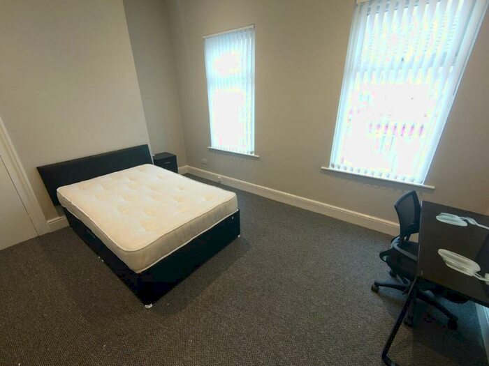 4 Bedroom Terraced House To Rent In Cotswold Street, Liverpool, L7