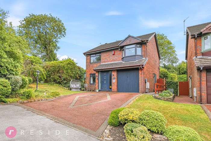 3 Bedroom Detached House For Sale In Bramble Close, Littleborough, OL15