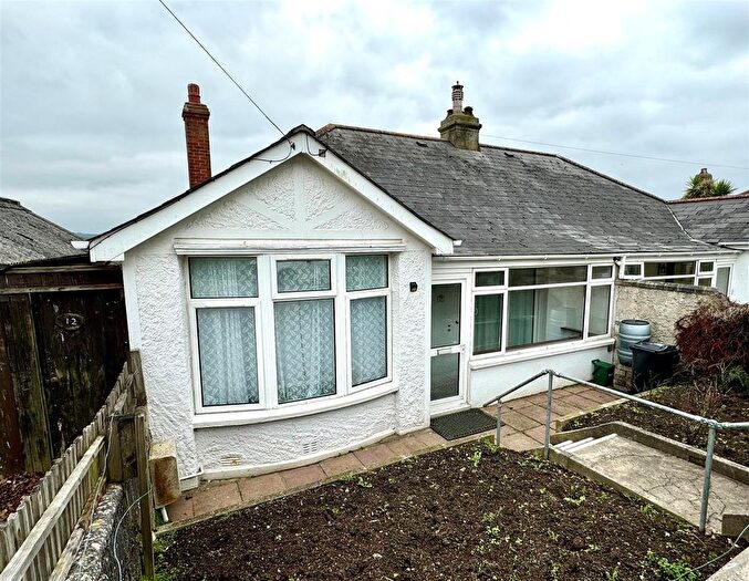 3 Bedroom Semi-Detached Bungalow To Rent In Trenance Avenue, Newquay, TR7