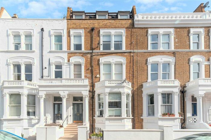 1 Bedroom Flat To Rent In Sinclair Road, Holland Park, W14