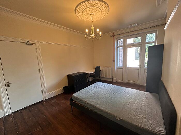 1 Bedroom Apartment To Rent In Stirling Road, Edgbaston, B16
