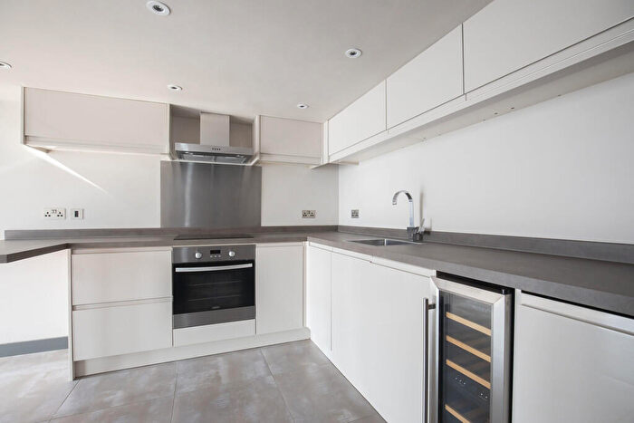 1 Bedroom Detached House To Rent In Croft Street, Cheltenham, GL53