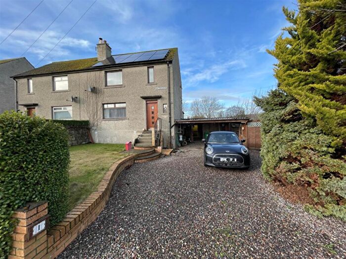 3 Bedroom Semi Detached House For Sale In Walton Park, Craigrothie, KY15