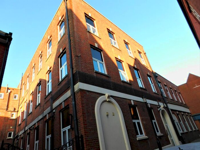 2 Bedroom Flat To Rent In Victoria House, Colchester, CO1