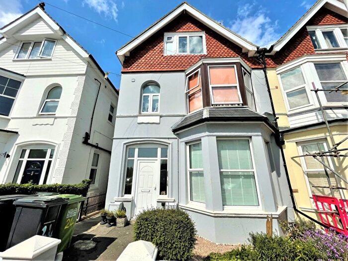 1 Bedroom Flat To Rent In Wickham Avenue, Bexhill-On-Sea, TN39