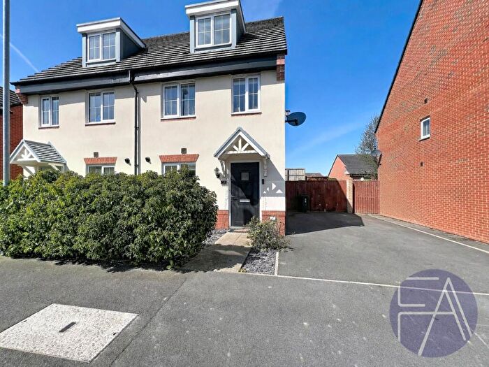 3 Bedroom Semi Detached House For Sale In Glovers Way, Burscough, Ormskirk, Lancashire, L40