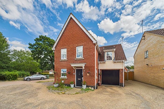 4 Bedroom Detached House For Sale In Pennycress Drive, Thetford, IP24