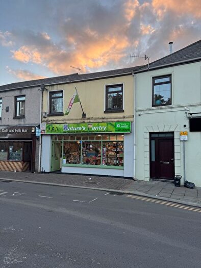 2 Bedroom Flat For Sale In Duke Street, Aberdare, Rhondda Cynon Taf, CF44