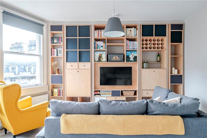 1 Bedroom Apartment For Sale In Hay Hill, Bath, Somerset, BA1
