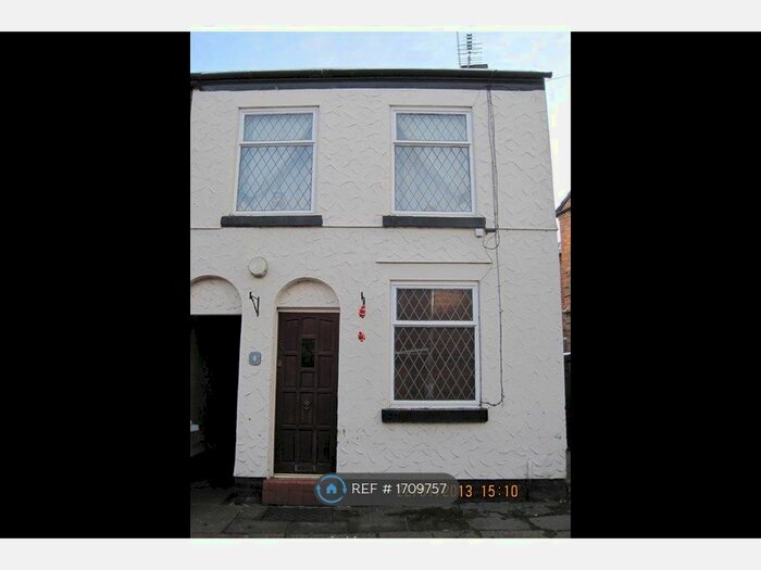 2 Bedroom End Of Terrace House To Rent In South Street, Congleton, CW12
