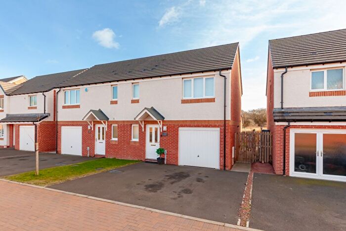 3 Bedroom Semi-Detached House For Sale In Calder De Clere Crescent, East Calder, EH53