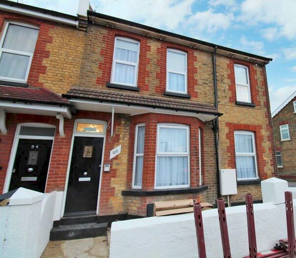 Studio To Rent In Windmill Road, Gillingham, ME7