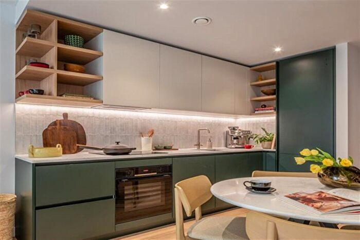 Apartment To Rent In The Maple, Aviator Drive, London, NW2