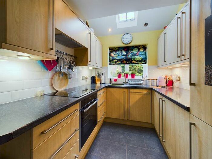 4 Bedroom Detached House For Sale In Manor View, Hartshorne, DE11