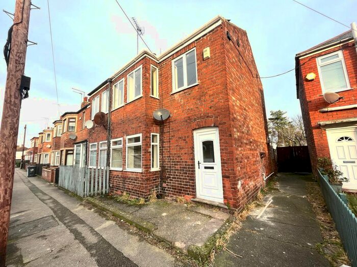 2 Bedroom End Of Terrace House To Rent In Ceylon Street, Hull, HU9