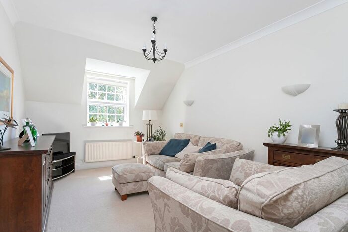 2 Bedroom Flat For Sale In Lancaster House, Park Lane, Stanmore, HA7