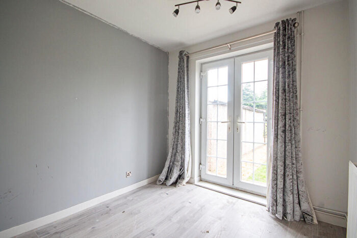 2 Bedroom Semi-Detached Bungalow For Sale In Lockington Close, Chellaston, DE73