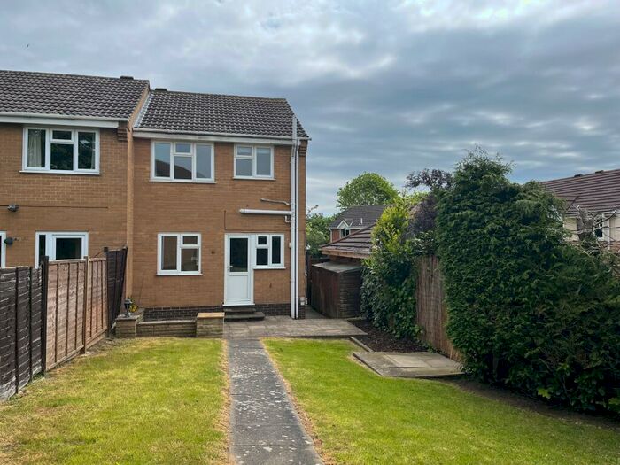 3 Bedroom Semi-Detached House To Rent In Granby Road, Melton Mowbray, LE13