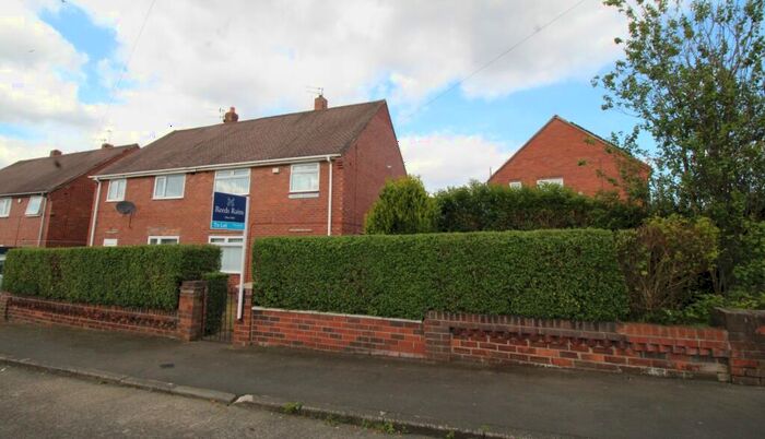 3 Bedroom Semi-Detached House To Rent In Harvey Crescent, Gateshead, Tyne And Wear, NE10